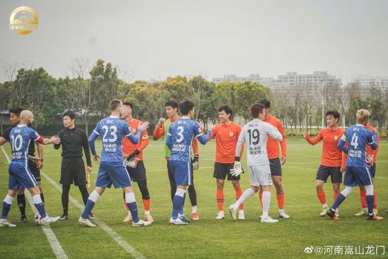 一边吃奶一边摸做爽视频